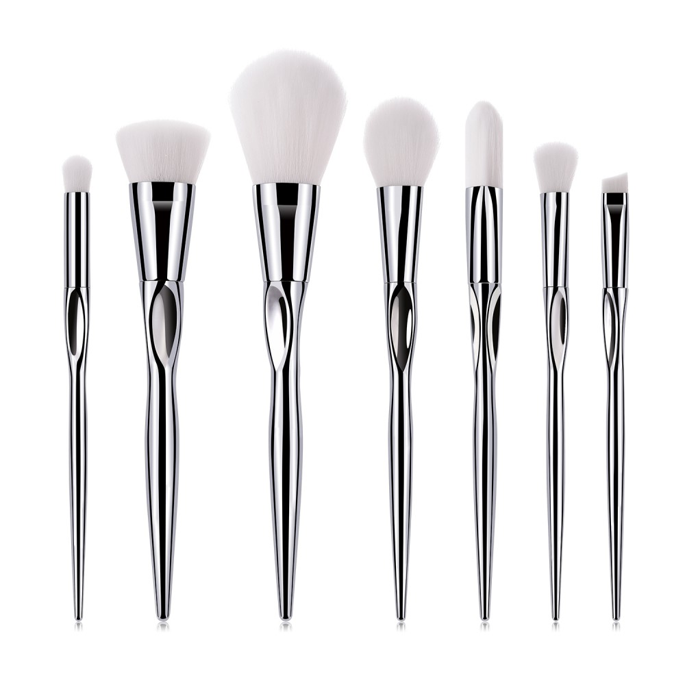 Silver 7 piece makeup brushes set